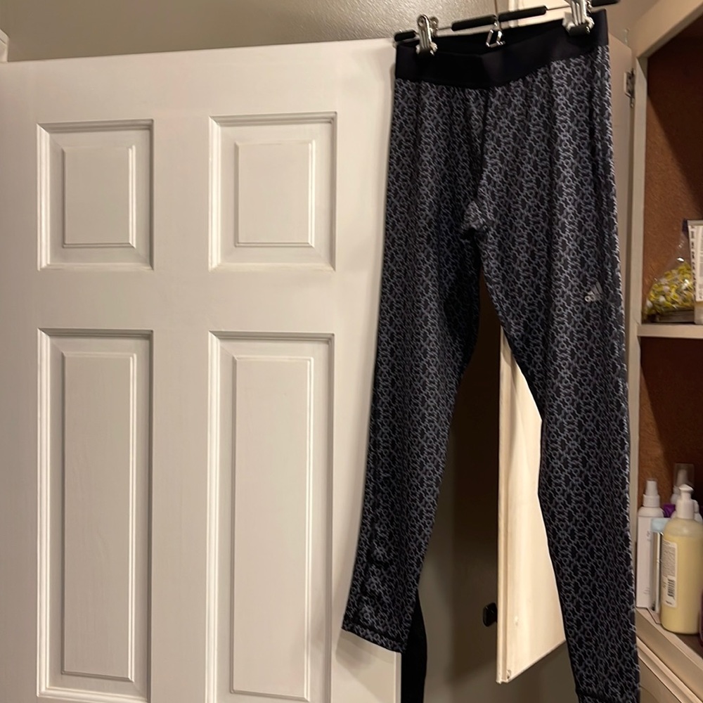 Adidas tech fit leggings. Gray and black size medium